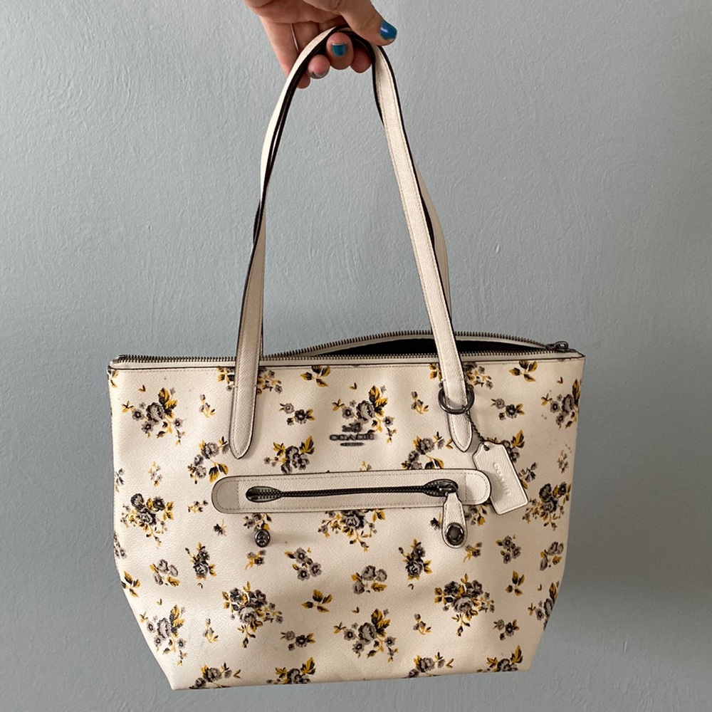 Coach | Prairie | White Leather Floral Prairie Tote
